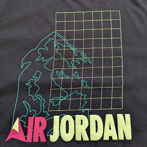 Nike Air Jordan Crop Top - Picture 2 of 6